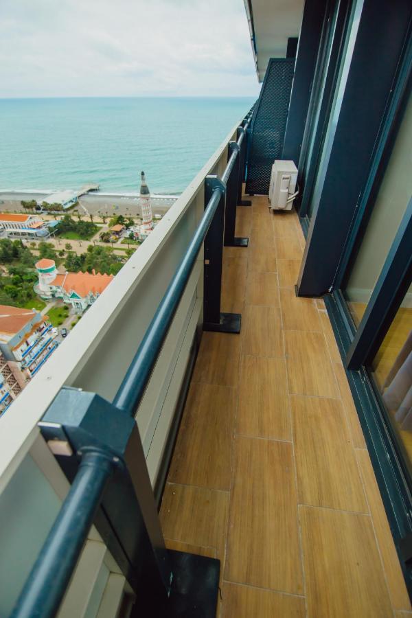 Apartments King David Orbi City Batumi Exterior photo